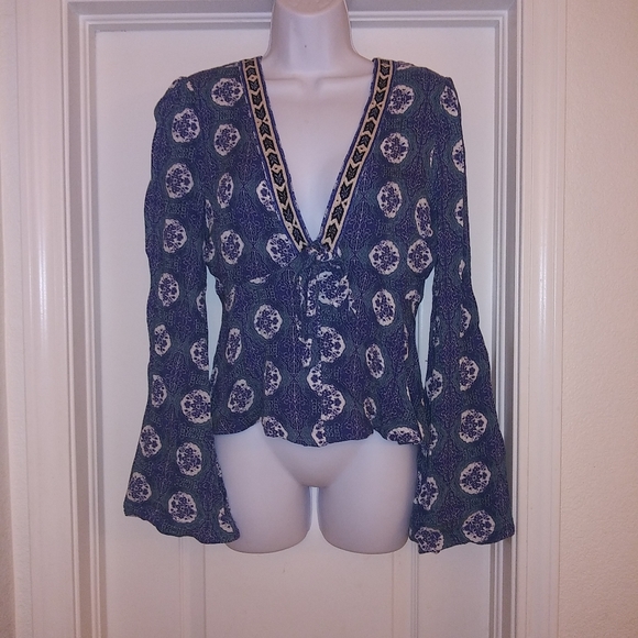 Free People Bell Sleeve Front Tie Top - Picture 2 of 6